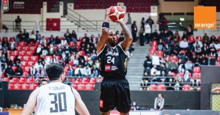 Orange Jordan supports Basketball National Team