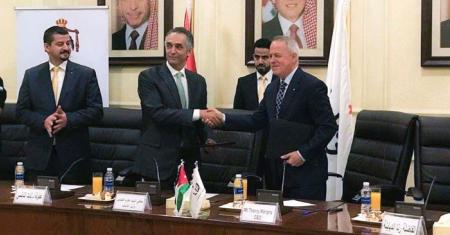Orange Jordan and the Ministry of Youth sign a cooperation agreement to rehabilitate youth centers